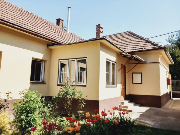 eladó családi ház, Budaörs