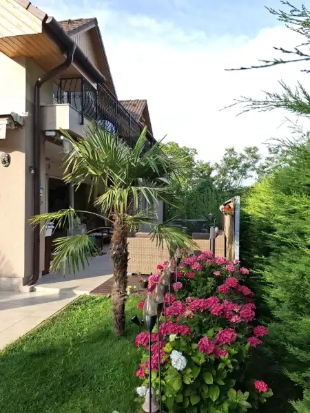 Eladó családi ház, Budapest, II. kerület 5+1 szoba 360 m² 330 M Ft