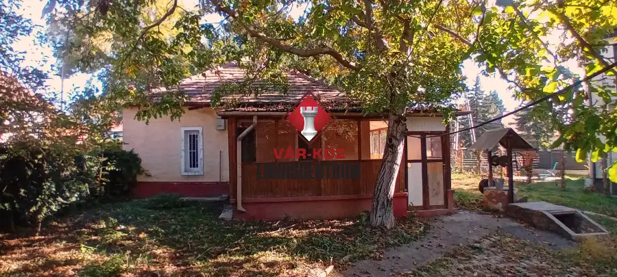 eladó családi ház, Érd