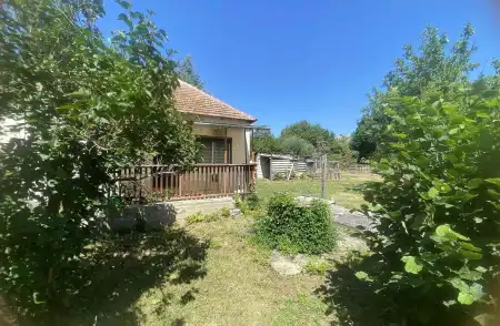 eladó családi ház, Páty