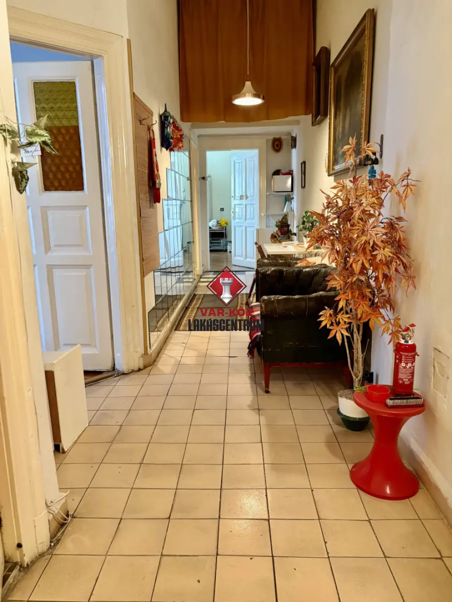 eladó téglalakás, Budapest, V. kerület