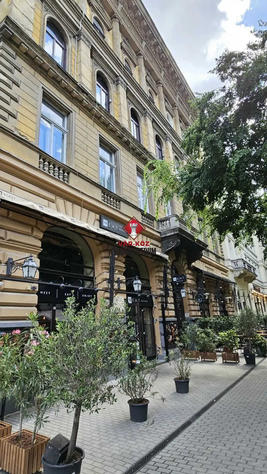 eladó téglalakás, Budapest, VI. kerület