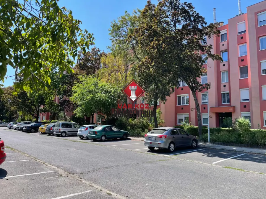 eladó téglalakás, Budapest, XXI. kerület