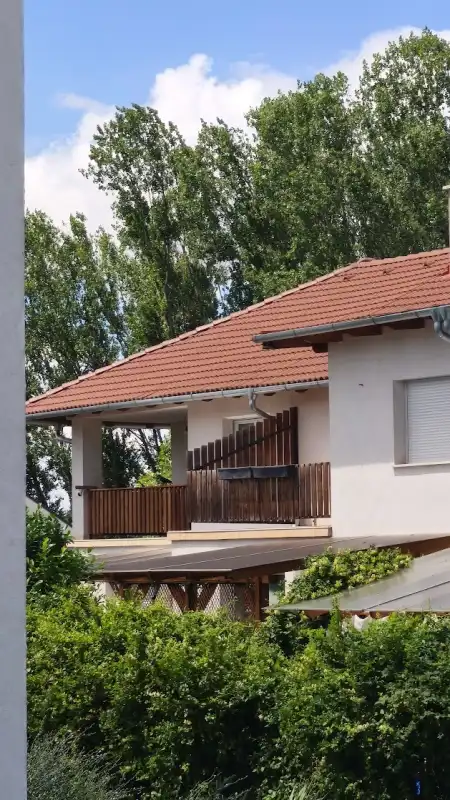 eladó téglalakás, Telki