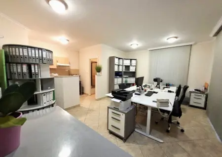 Kiadó iroda, Budaörs 2 szoba 55 m² 220 E Ft/hó