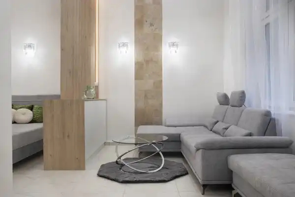 Kiadó téglalakás, Budapest, V. kerület 1+1 szoba 51 m² 350 E Ft/hó